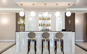 Hotel Bialy Dom